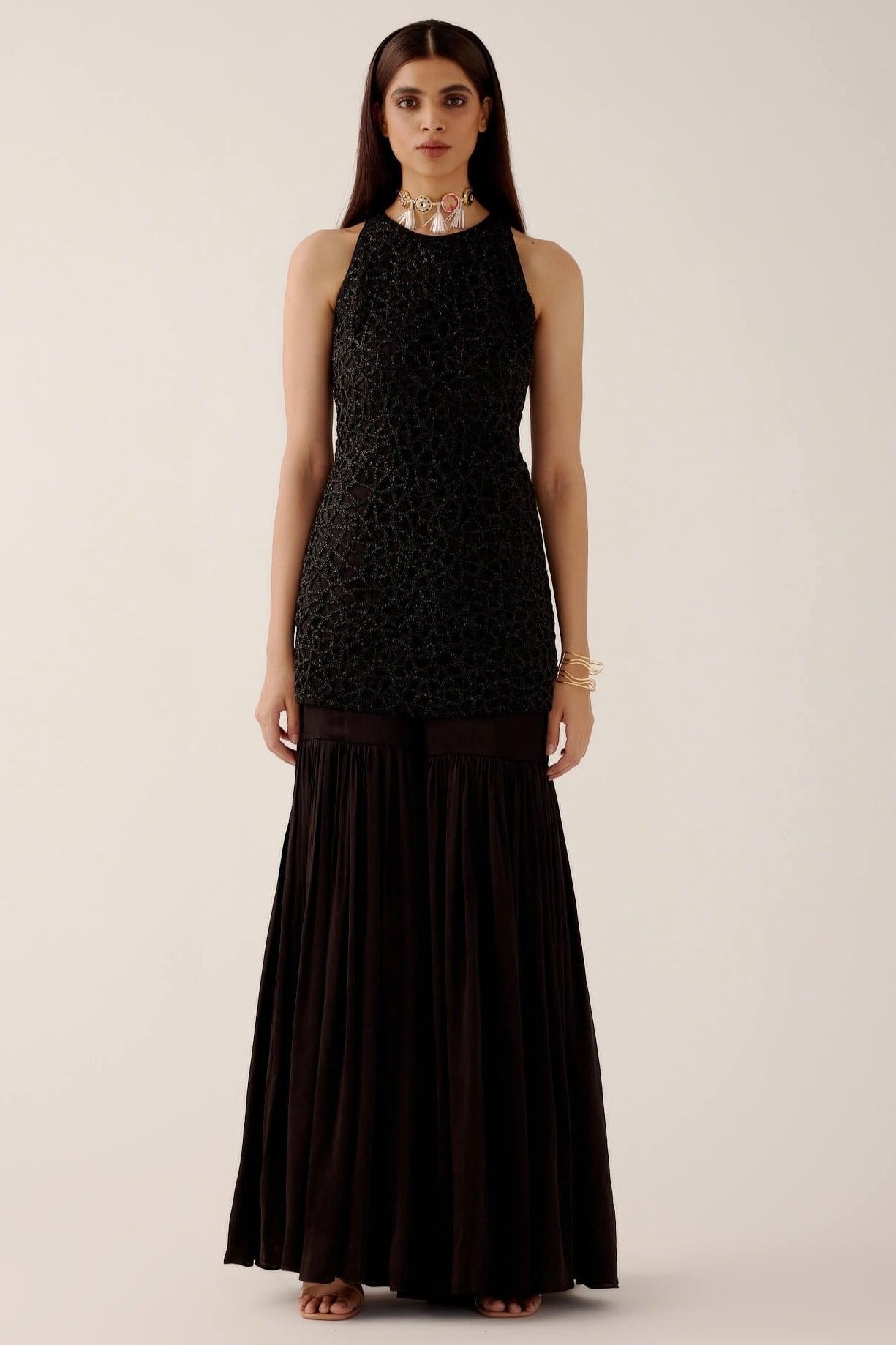 Anika Gharara (Black)
