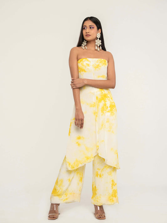 The Haldi Set consists of a strapless dress with high-waisted, elastic pants. 